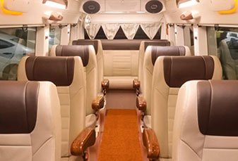 8 Seater Tempo Traveller